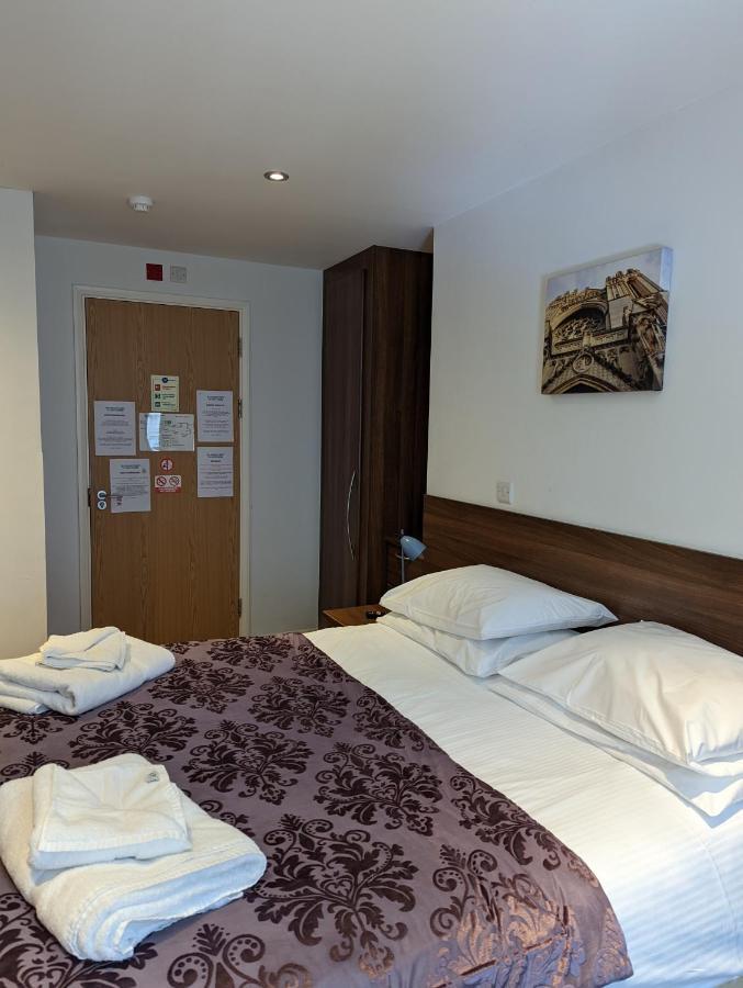 Barley Sheaf, Old Bridge Street En Suite Rooms, Room Only Truro Extérieur photo