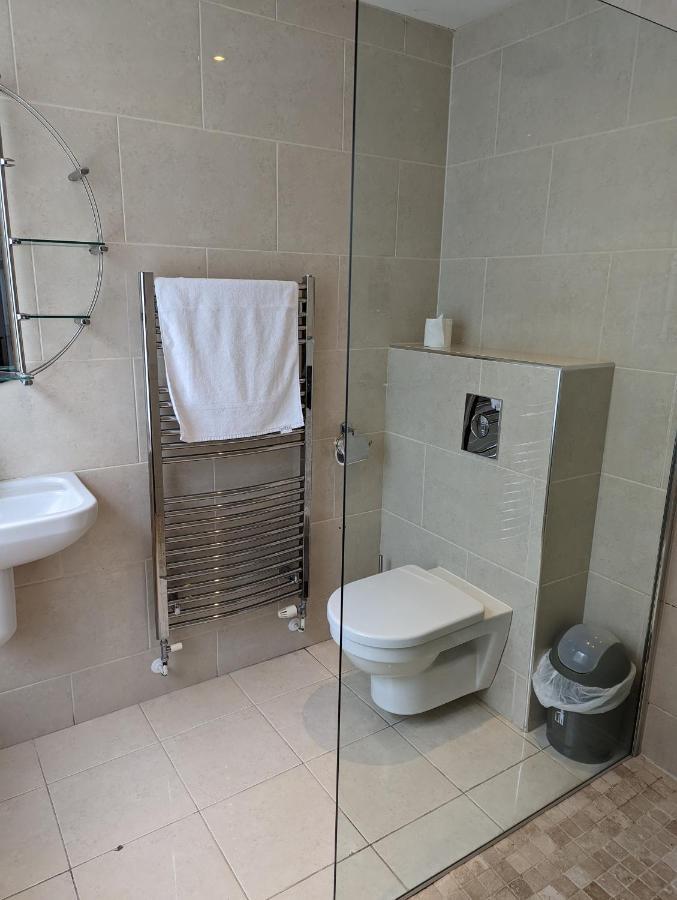 Barley Sheaf, Old Bridge Street En Suite Rooms, Room Only Truro Extérieur photo