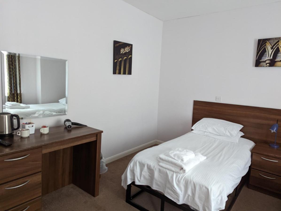Barley Sheaf, Old Bridge Street En Suite Rooms, Room Only Truro Extérieur photo