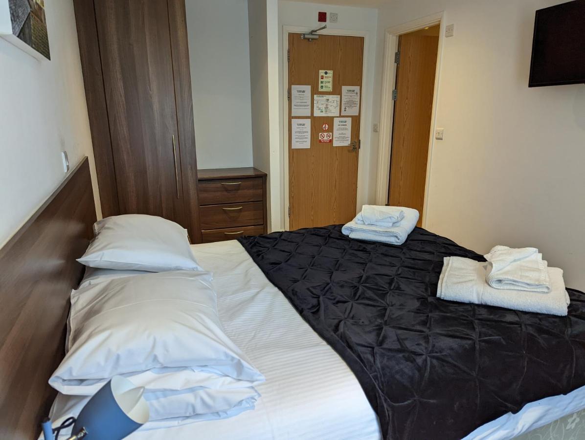 Barley Sheaf, Old Bridge Street En Suite Rooms, Room Only Truro Extérieur photo