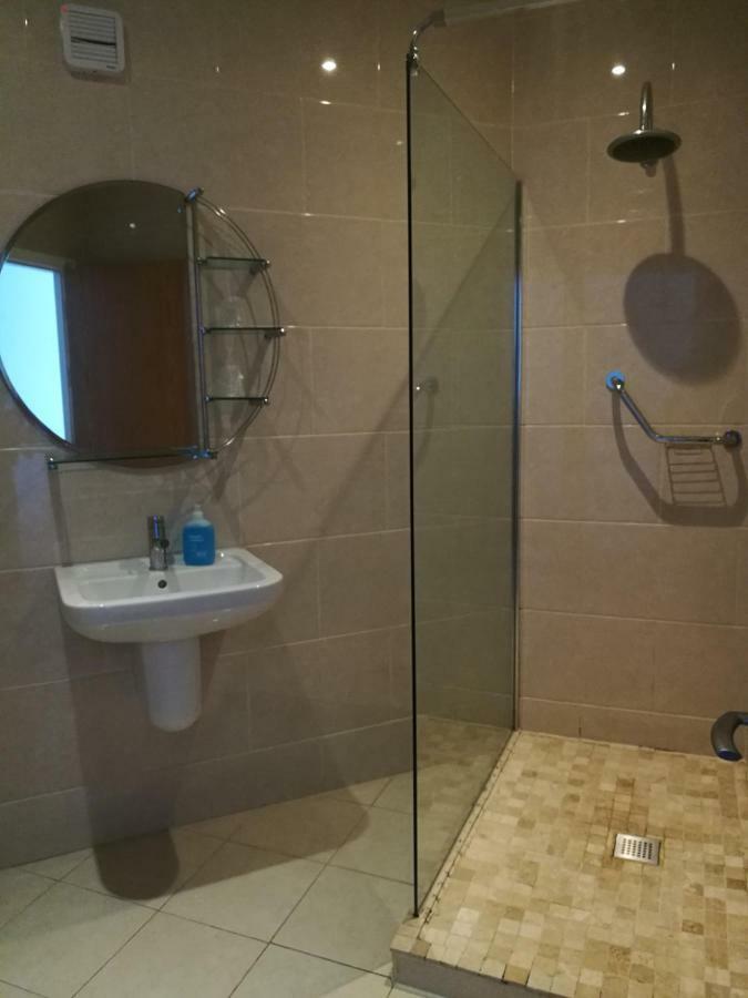 Barley Sheaf, Old Bridge Street En Suite Rooms, Room Only Truro Extérieur photo